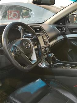 Nissan Maxima